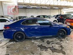 تۆیۆتا کامری